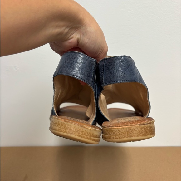 Miz Mooz Blue Leather Flaire Sandals Size 41 - Picture 5 of 9